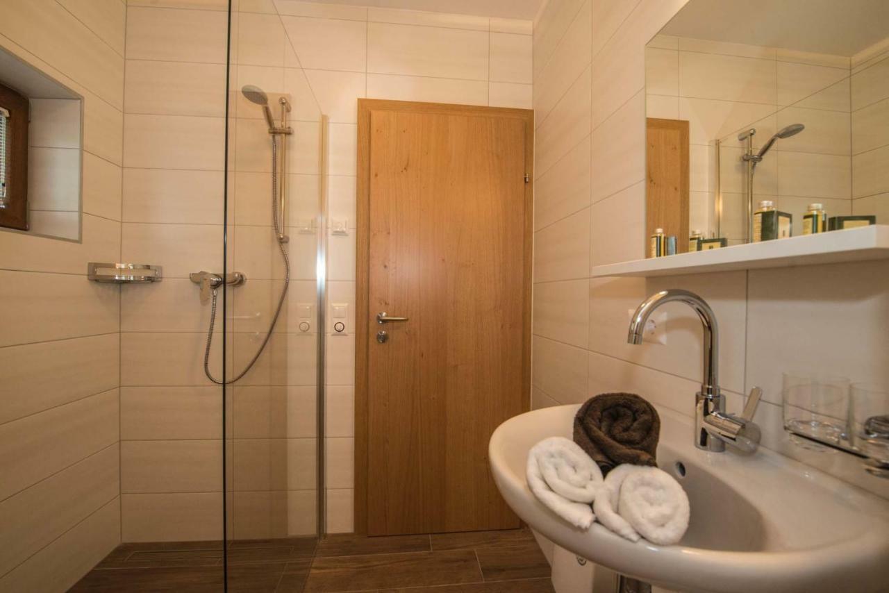 Haus Waldklause Hotel Techendorf Kültér fotó